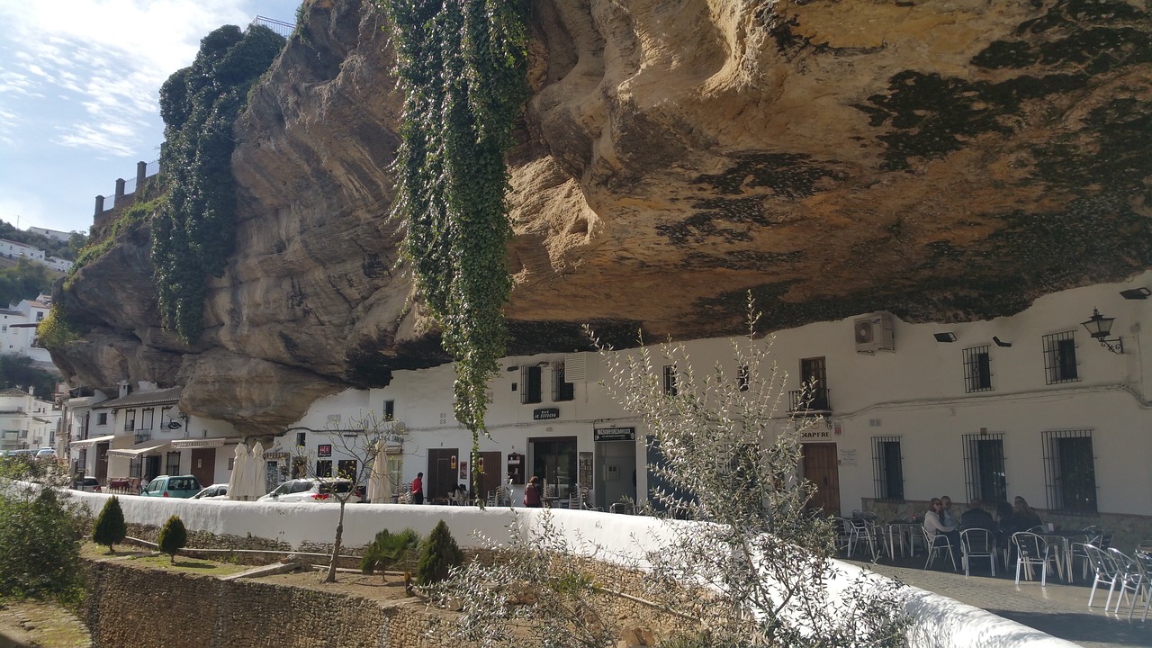 Setenil de las bodegas
