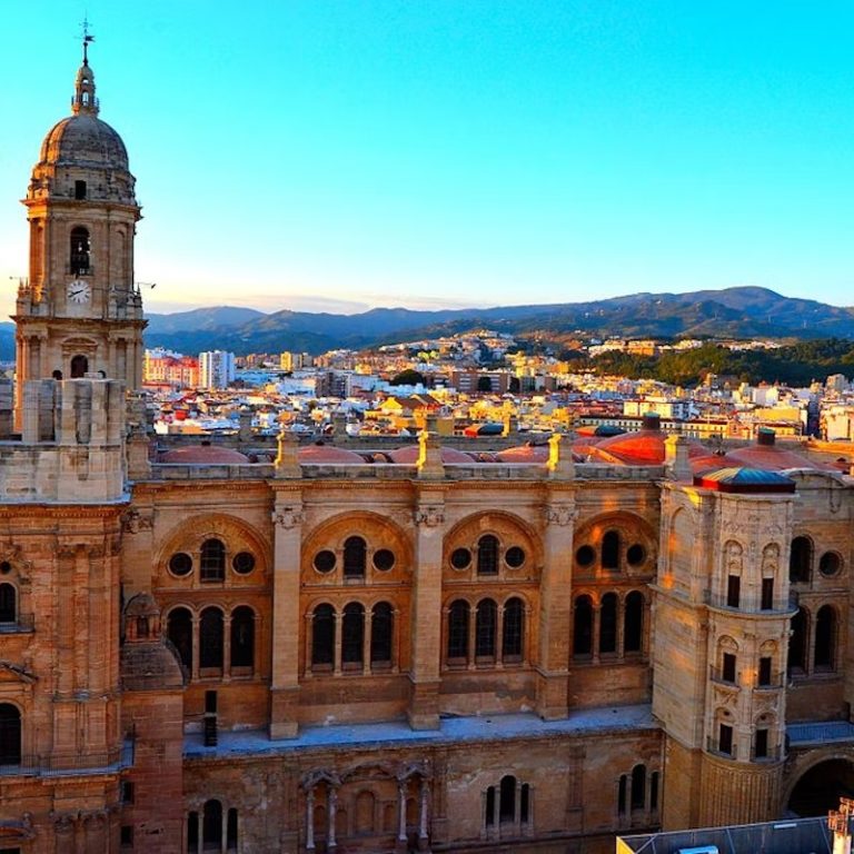 bus turistico malaga 8 768x768