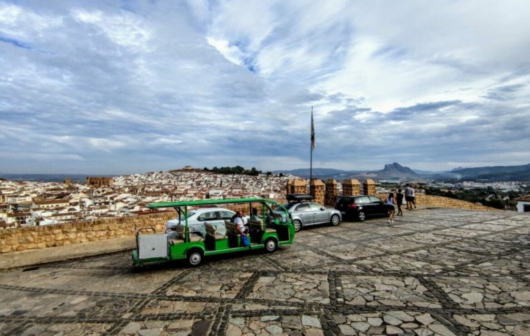 tour guiado antequera dolmenes 2 768x487
