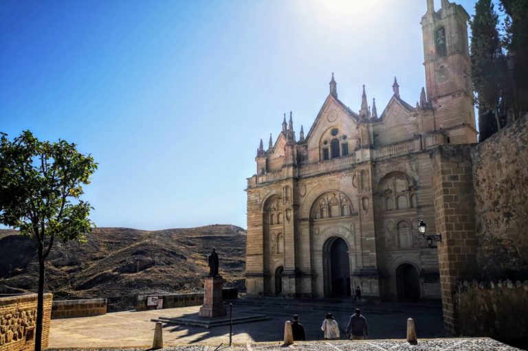 tour guiado antequera dolmenes 6 768x511