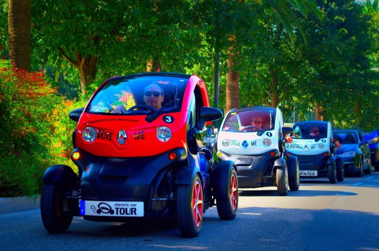 Electric car tour guiado por Málaga Electric car tour guiado por Málaga