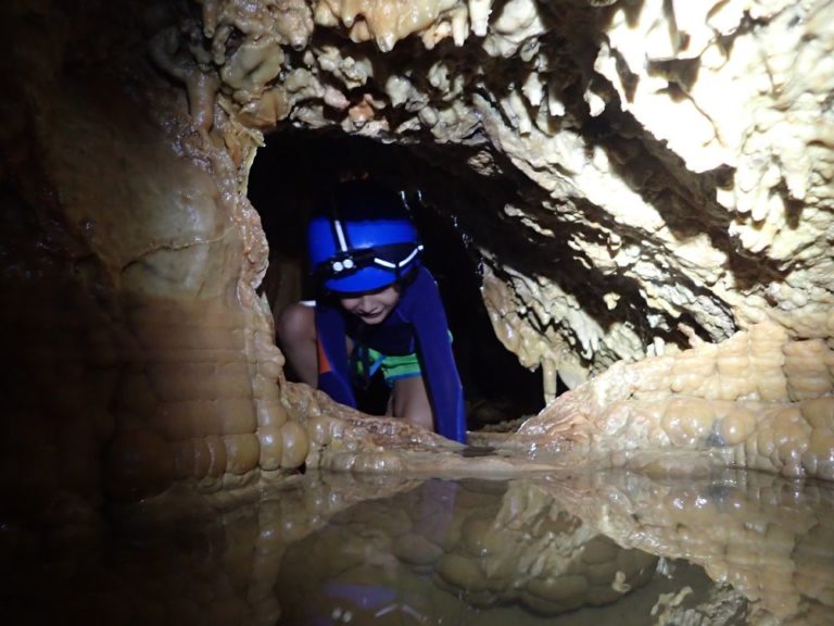 via ferrata cueva excentricas 7 768x576