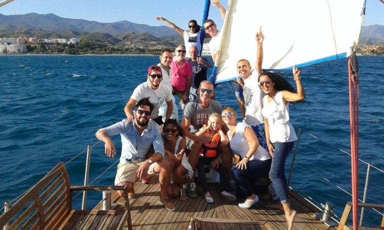 Alquiler de barco privado para fiestas 9 768x461