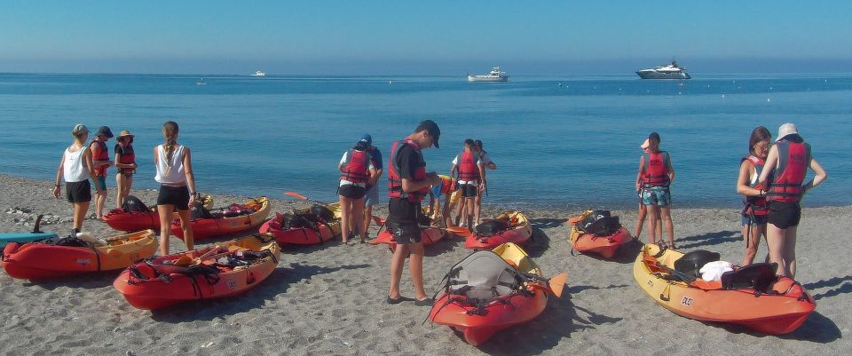 Kayak por acantilados Maro