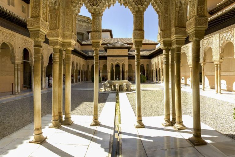 entrada alhambra granada visita guiada 768x513