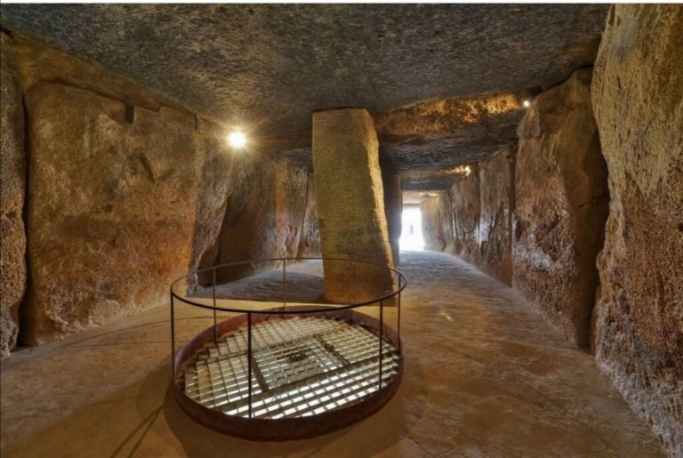 Dolmenes Antequera visita guiada 1 1 768x515