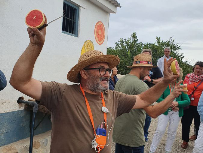 visita finca juanito orange 8 1