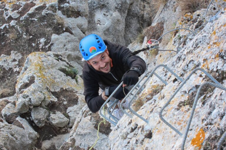 Via Ferrata K2 Comares cueva de las ventanas 17 768x511