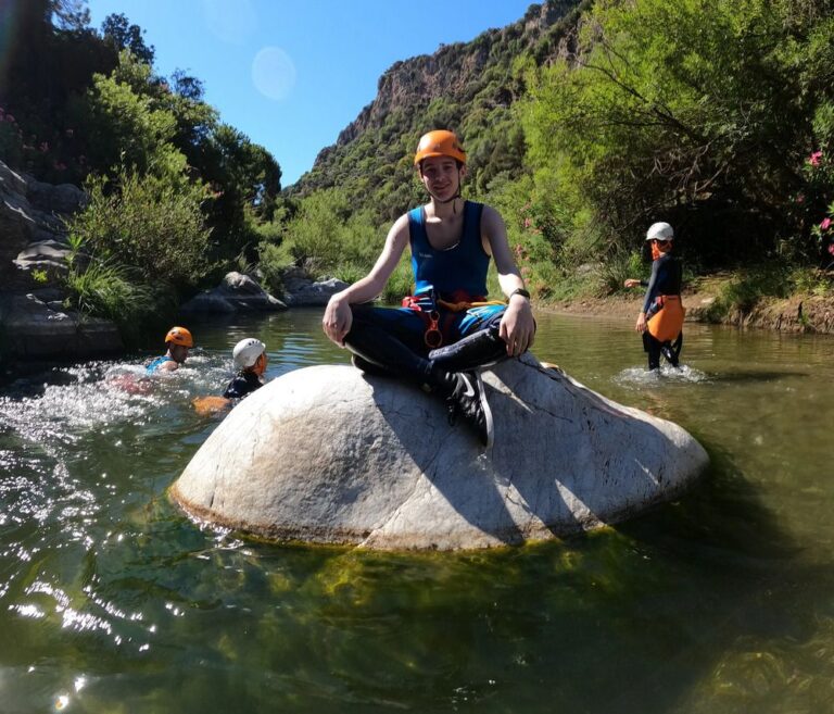 Descenso Barranco Guadalmina Barranquismo en Marbella 9 768x657
