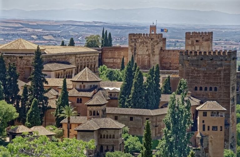 Excursion Alhambra desde Malaga 2 768x501