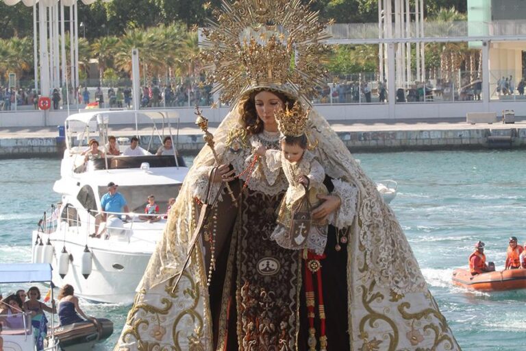 procesion virgen del carmen malaga 1 1 768x512
