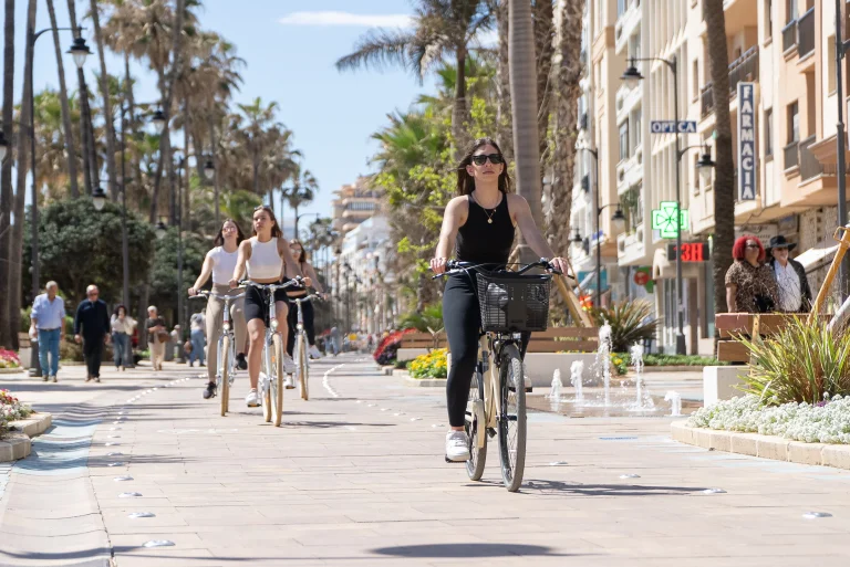Visita guiada a Estepona en bicicleta 1 768x513