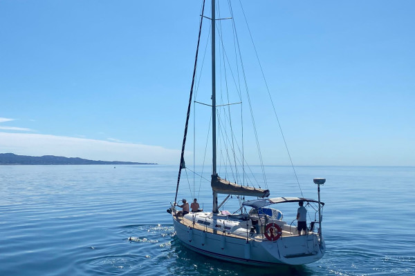 Alquiler velero Nirvana en Marbella 1 2