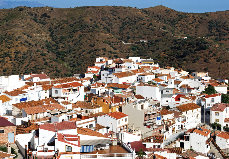 Un paseo por Moclinejo: descubre la joya escondida de la Axarquía