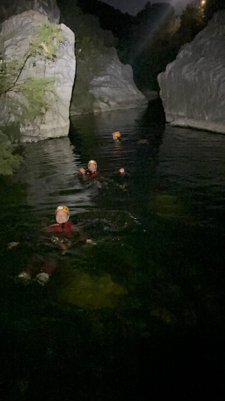 Descenso nocturno Rio Guadalmina 17 768x1365