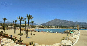 Playa de Puerto Banús