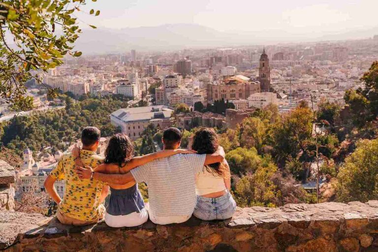 Visita guiada en Tuk Tuk por Malaga 5 768x512