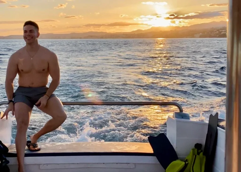 excursion en barco con tobogan 8 1 768x549