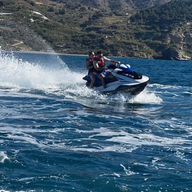 Ruta guiada Moto Agua desde Maro a Cascada 6